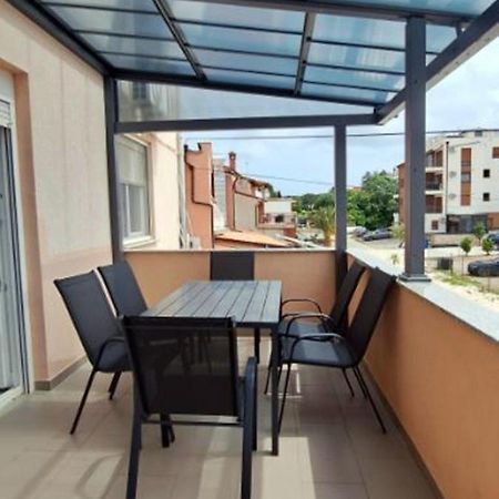 Apartment Dubravka Near The Sandy Beach 梅杜林 外观 照片
