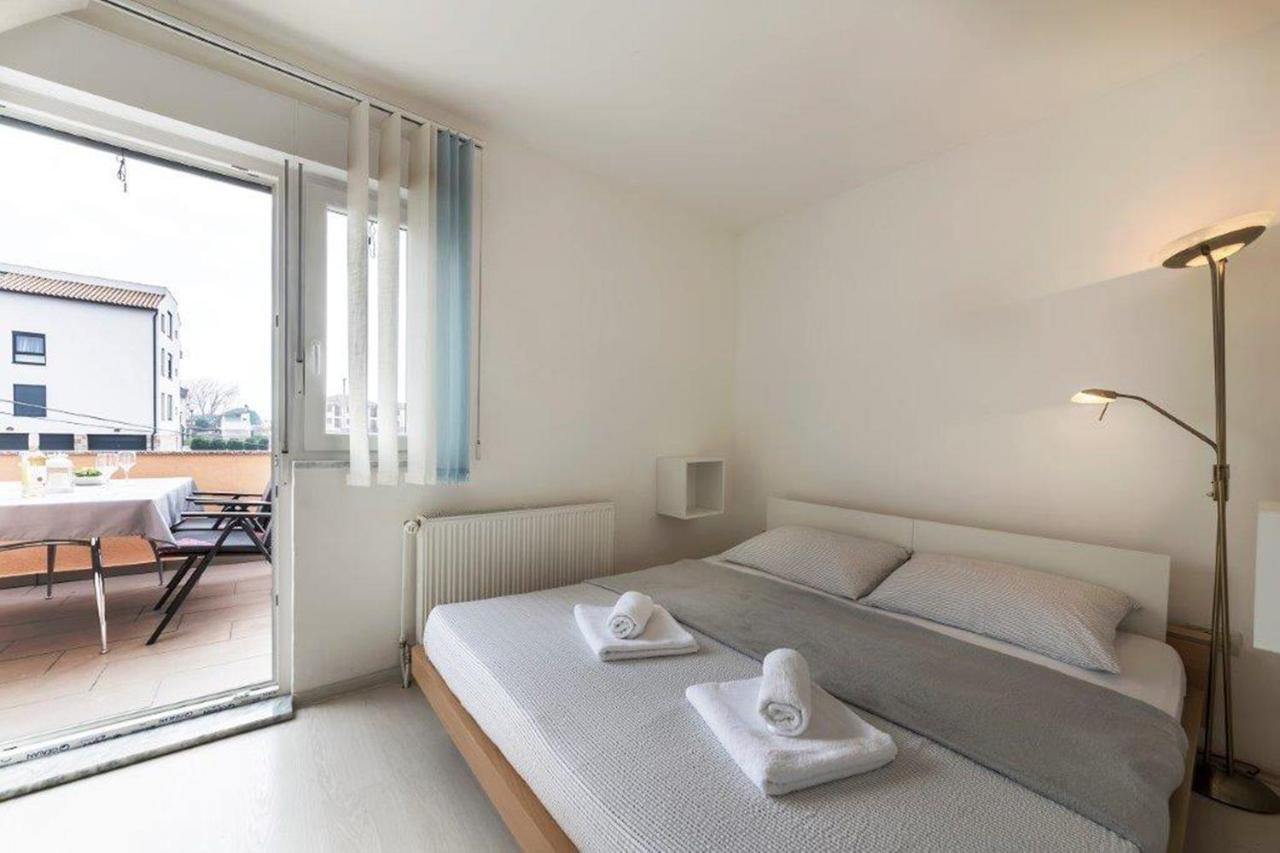 Apartment Dubravka Near The Sandy Beach 梅杜林 外观 照片